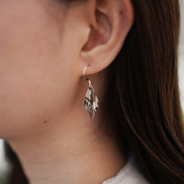 杢目銅 ピアス  leaf